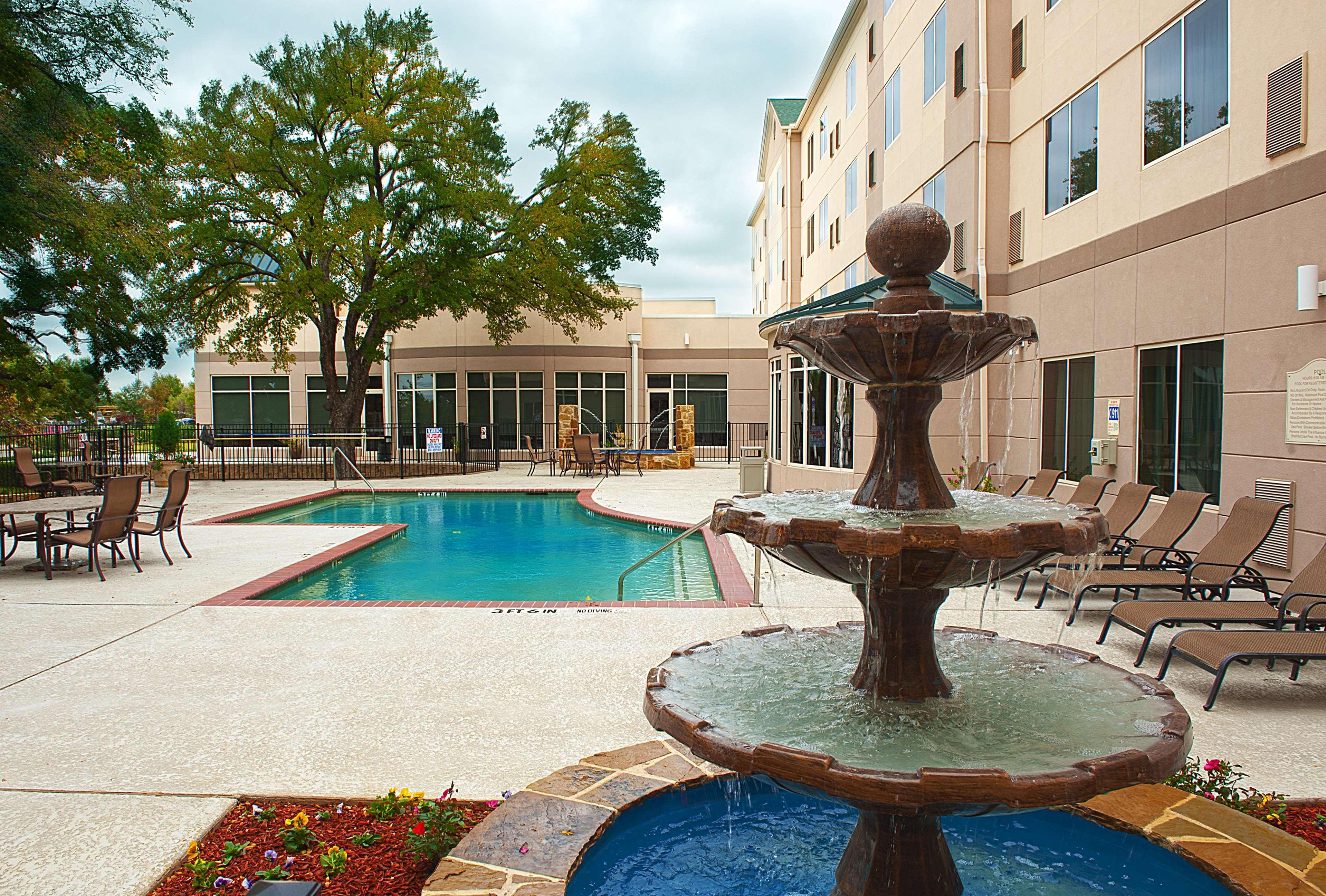 Hilton Garden Inn DFW Airport South Irving Exterior foto