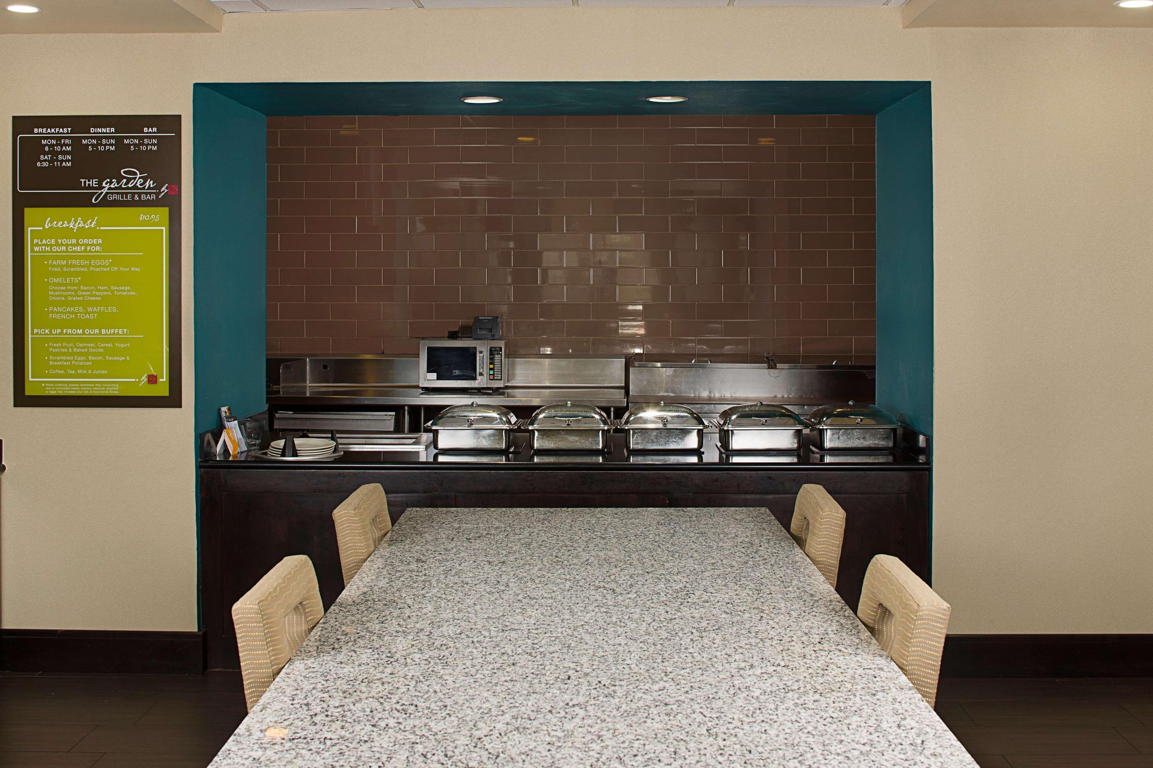 Hilton Garden Inn DFW Airport South Irving Exterior foto